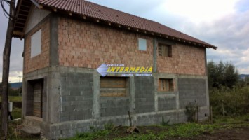 casa-la-rosu-de-vanzare-zona-vintul-de-jos-700-mp-teren-4
